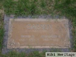 Elizabeth C Gassen