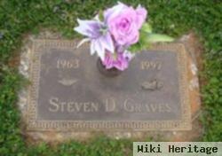 Steven D Graves