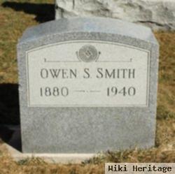 Owen S Smith