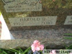 Harold H Belknap