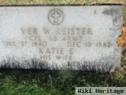 Ver Wilber Keister