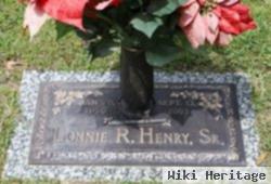 Lonnie R Henry, Sr