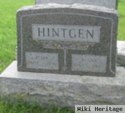 Peter Hintgen