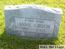 Annie Gibson