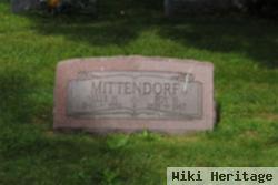 Nelle H Mittendorf