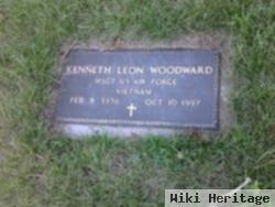 Kenneth Leon Woodward