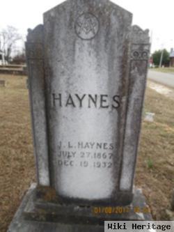 Jonathan L Haynes, Jr