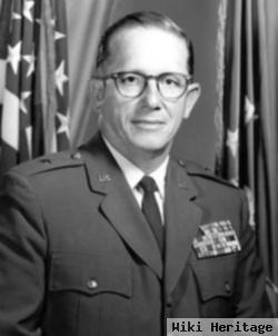 Gen William Thomas "tom" Meredith