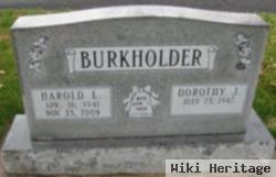 Dorothy J Burkholder