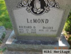 Richard D Lemond