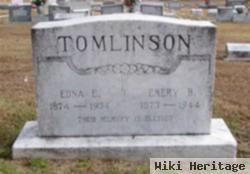 Edna E Tomlinson