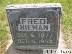 Fred Niemann