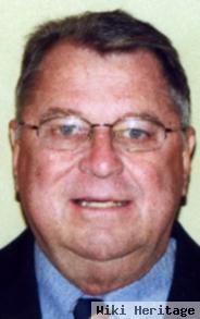 Victor J "jim" Standish, Jr