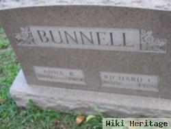 Anna B Bunnell