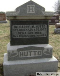 Dr Harry W Hutto