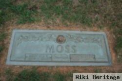 Mary Sue T Moss