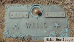 Harry Wells