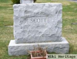 Robert M Scott, Jr