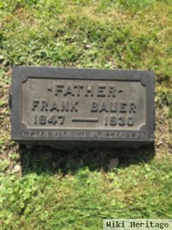 Frank Bauer