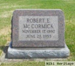 Robert E Mccormick