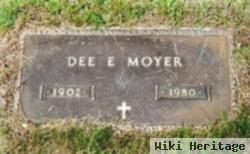 Dee E Moyer