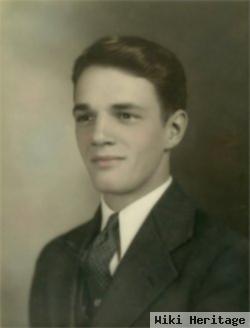 Gerald Erwin "bud" Dey