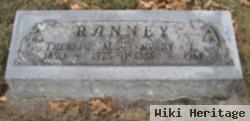 Avery L Ranney