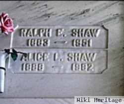 Ralph E Shaw