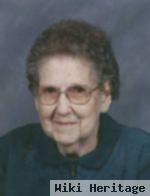 Betty Naumes Courter