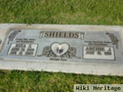 Archibald J "archie" Shields