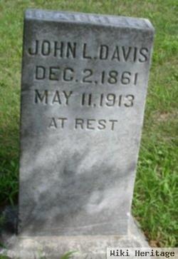 John L Davis