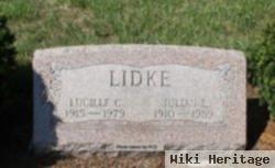 Julian L Lidke