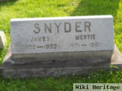 Mertie Snyder