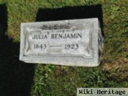 Julia Benjamin