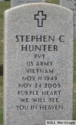 Stephen C Hunter