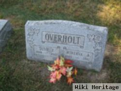 Susie E Overholt