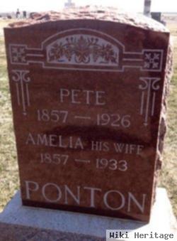 Amelia Lagesse Ponton