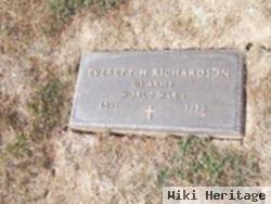 Everett H Richardson