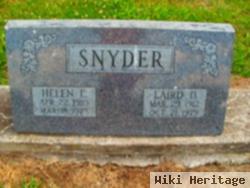 Helen L Snyder