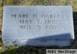 Pearl H Oakley