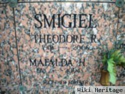 Theodore R Smigiel