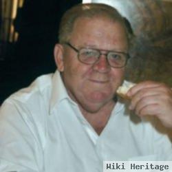 William T "bill" Knott, Jr