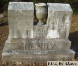 Joseph A Henry, Sr