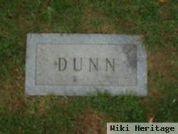 Family Monument Dunn