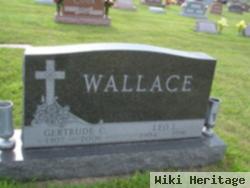 Leo L Wallace