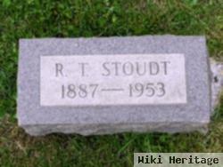 Roy L Stoudt