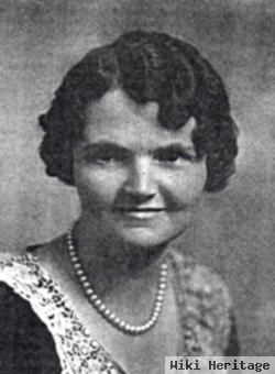 Vera Nellie Lee Bate