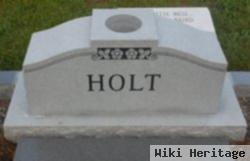 Stella Mae Holt