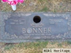 Von Lee Bonner