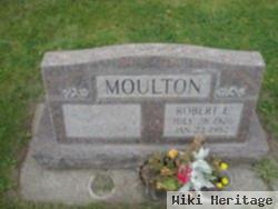 Robert E Moulton